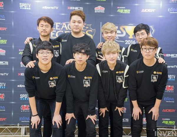 为社区的人 为社区的人