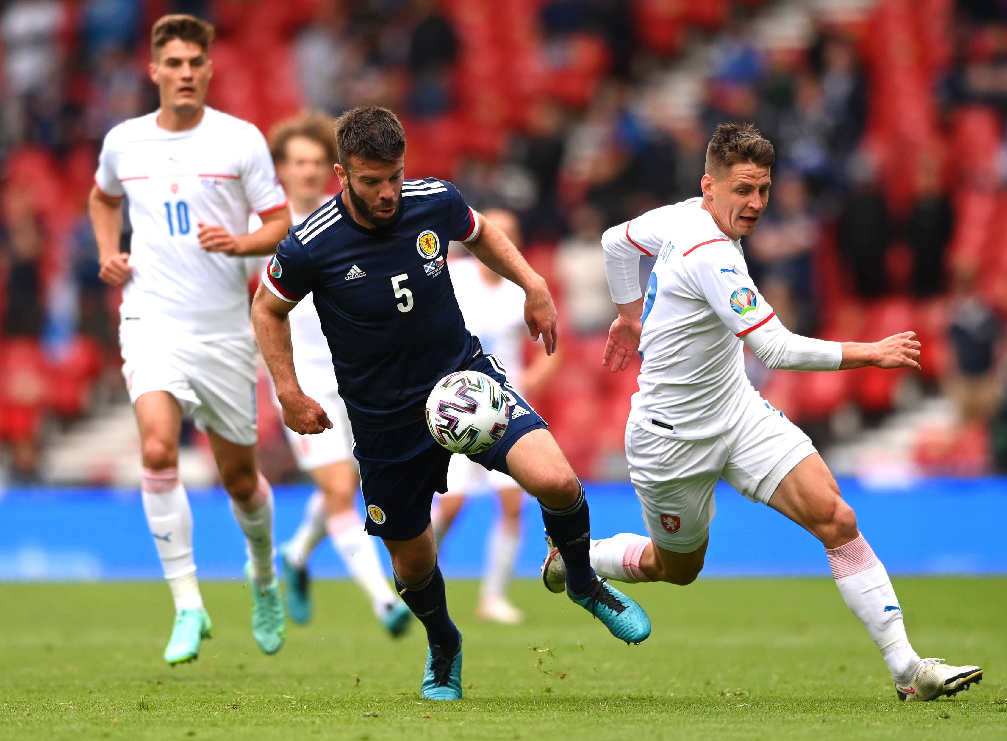 也显示了他 也显示了他