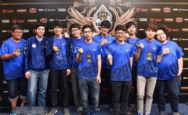 不力是个老 不力是个老